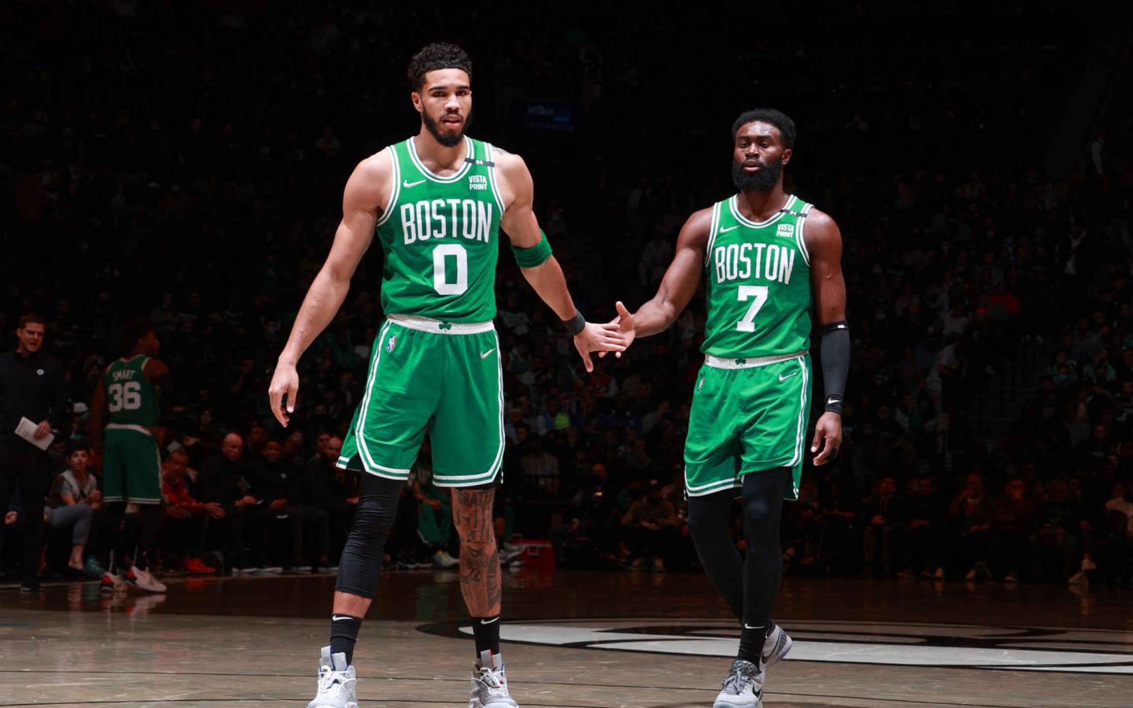 亚博体育线上-塔图姆遭遇十五持续失利,法国队教练压力巨大!赢得满堂喝彩-亚博体育线上